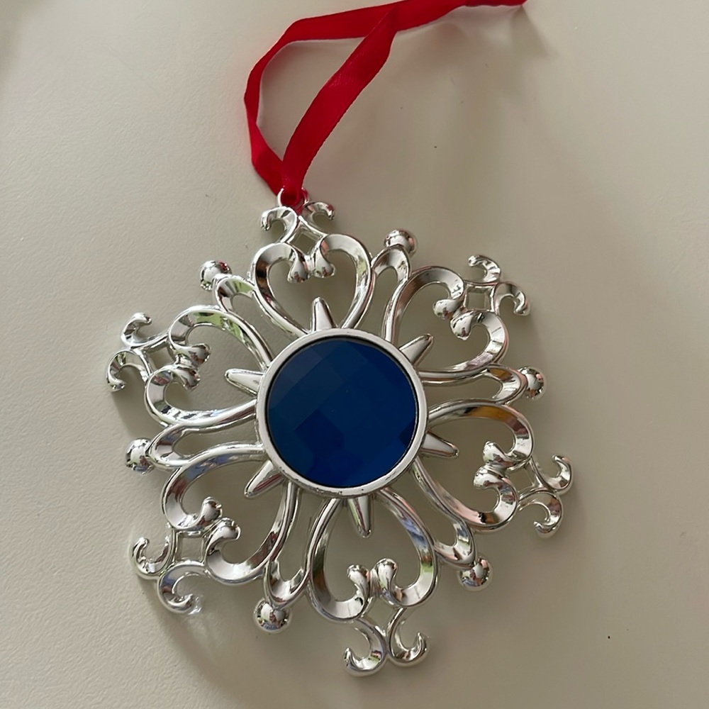 NIB Lenox Bejeweled Silverplate Snowflake Ornament Rhinestone Christmas Holiday
